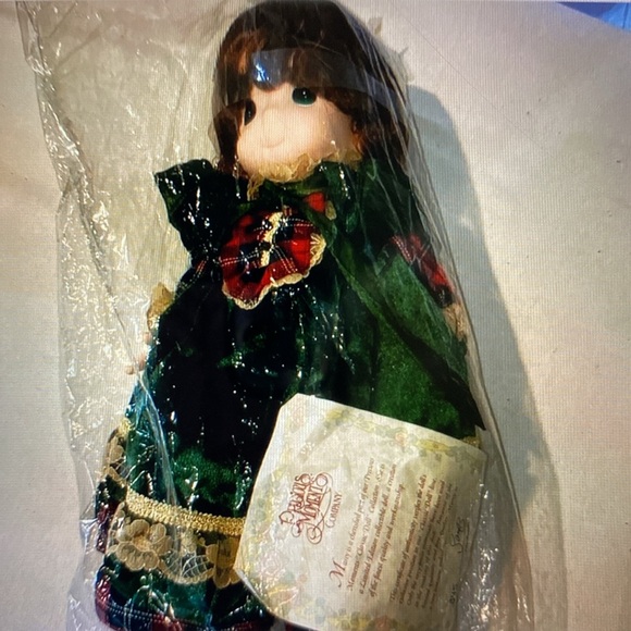 Marcy Classical Precious Moments - Picture 2 of 5